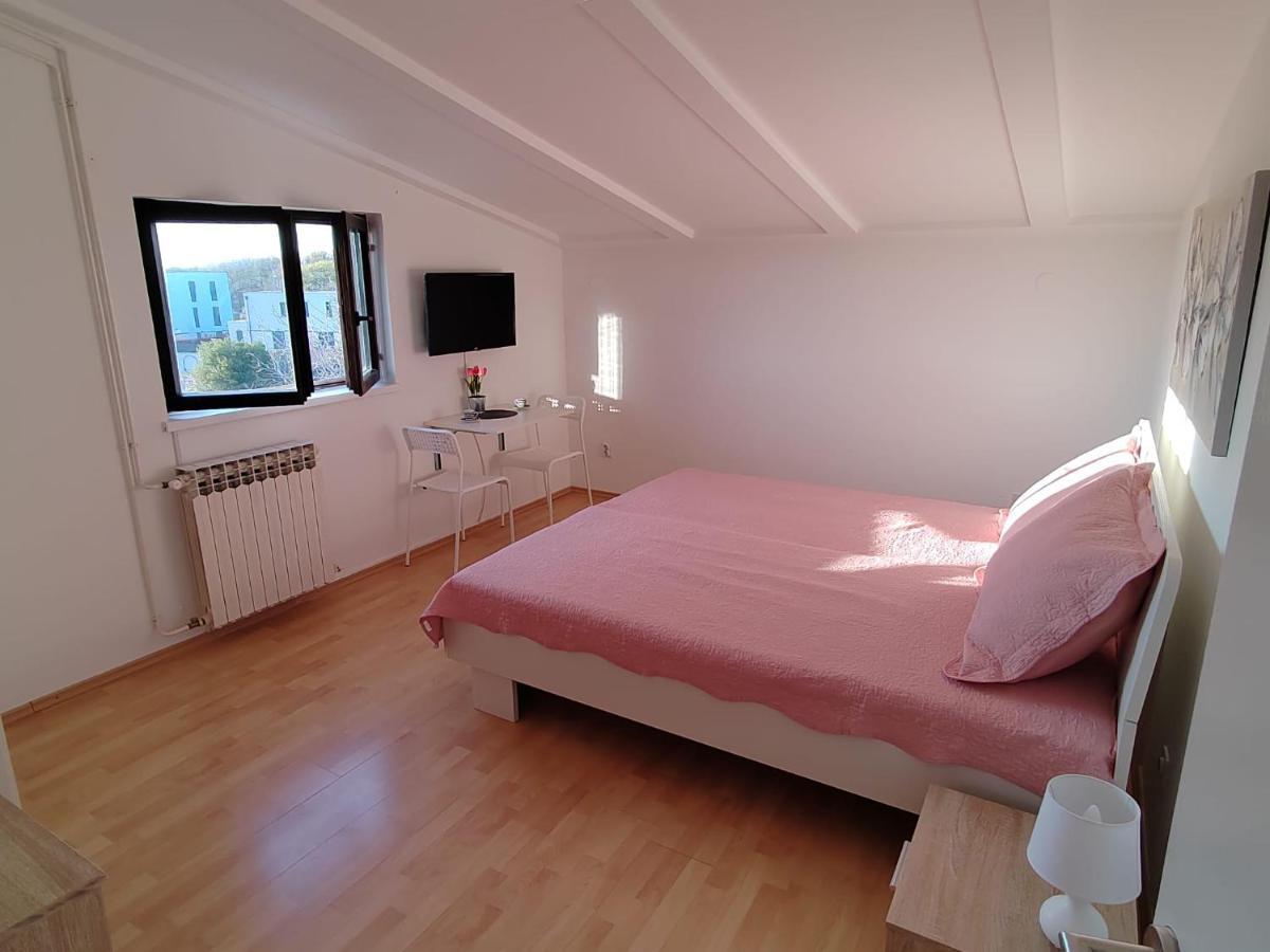מדולין Guesthouse Resan מראה חיצוני תמונה