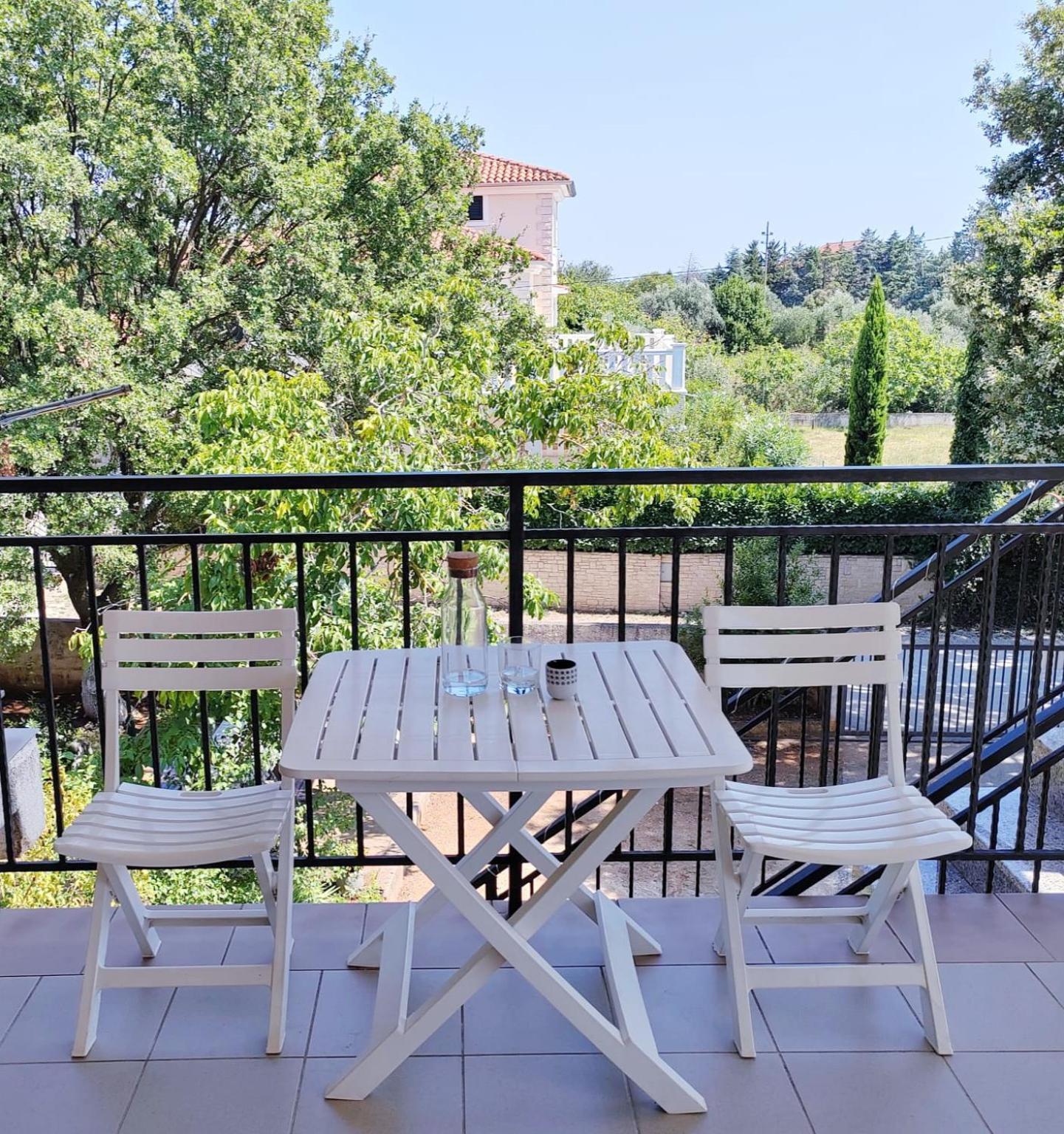 מדולין Guesthouse Resan מראה חיצוני תמונה